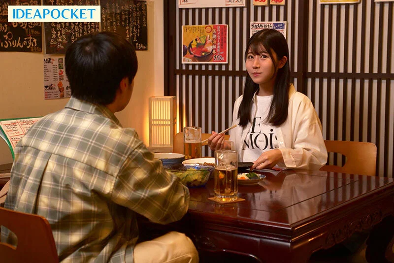 坂井美桜　巨乳　えろ　後輩社員　友達　誘惑　私服