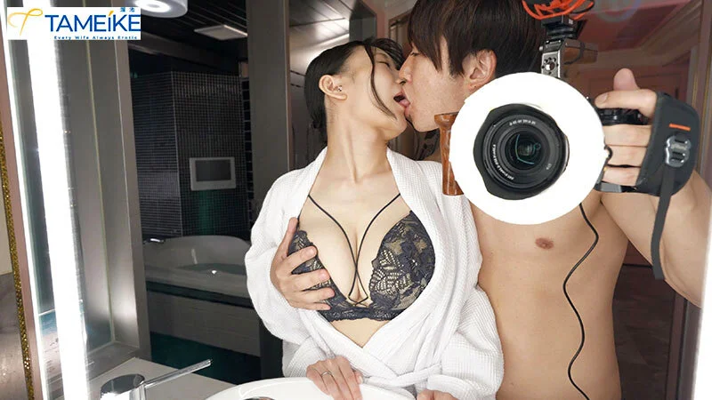 桜井れあ　Gカップ　巨乳　えろ　人妻　ラブホ　チェックイン　ブラ　すごい　胸